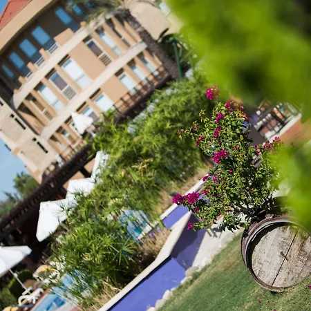 Tui Blue Xanthe منتجع Evrenseki