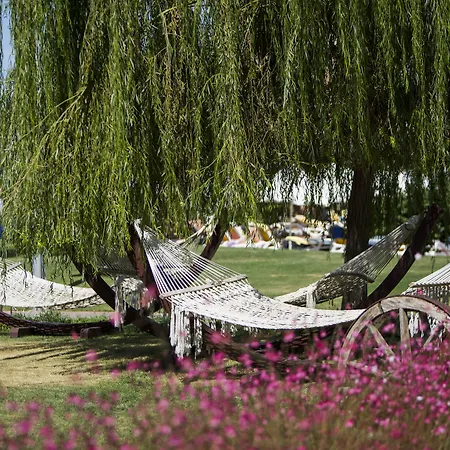 Xanthe & Feriested 5*